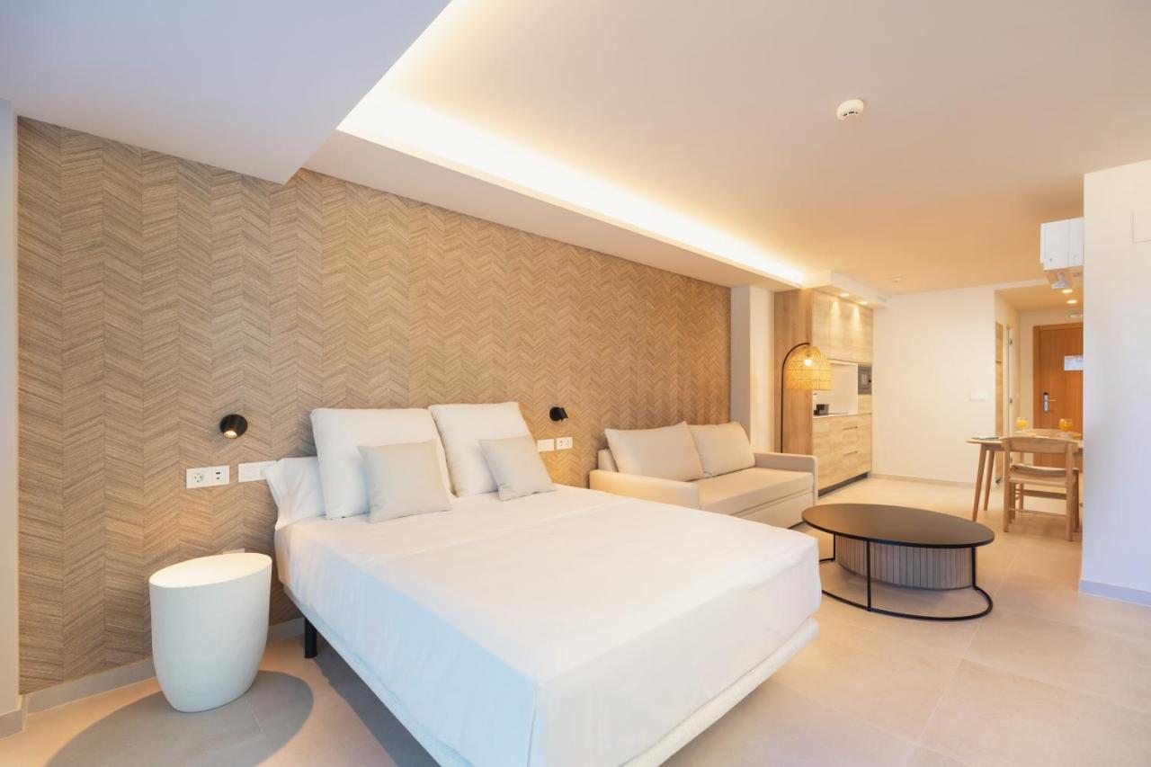 Apartamentos Playa Victoria Cadiz Ngoại thất bức ảnh