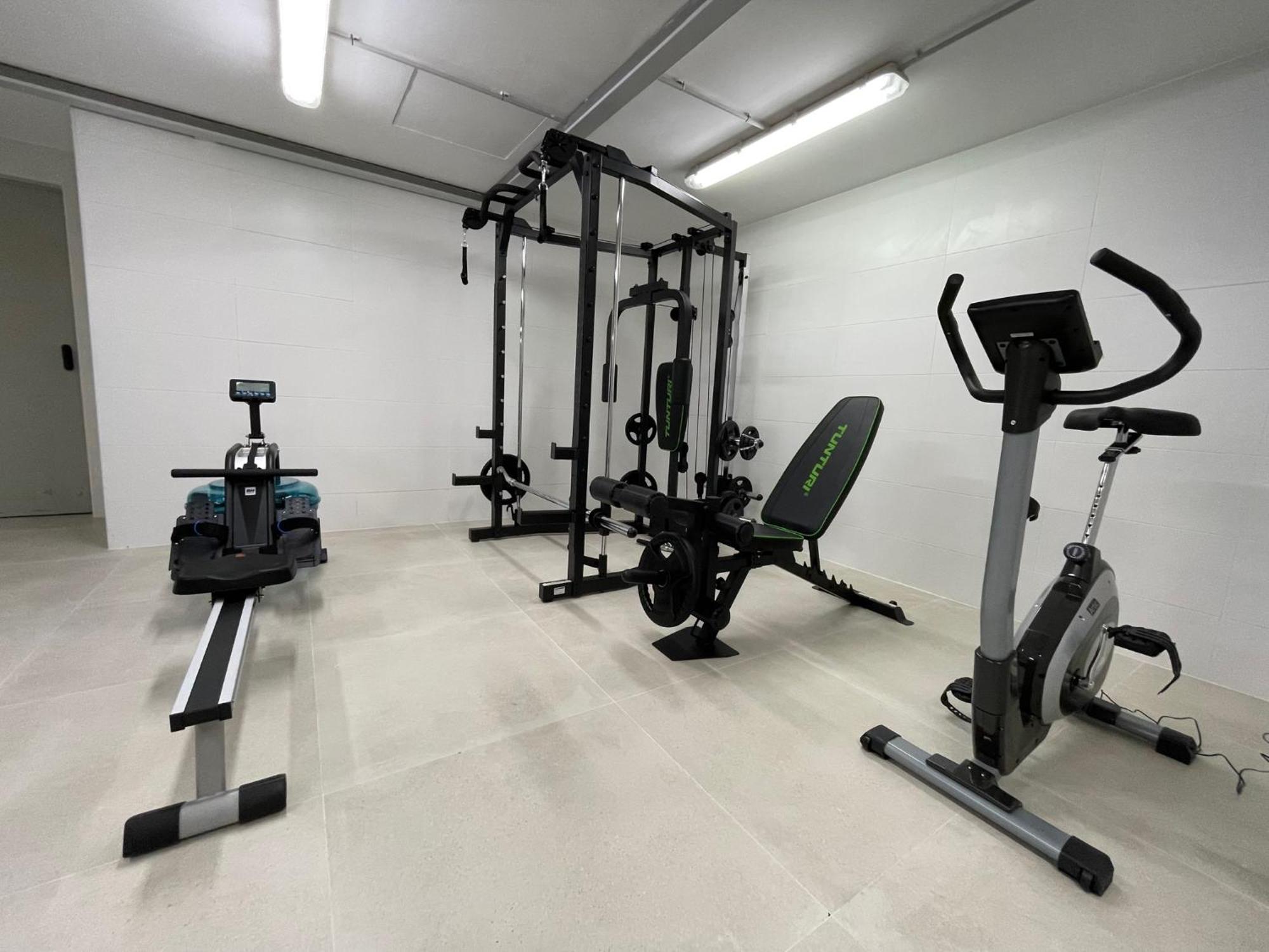 Apartamentos Playa Victoria Cadiz Ngoại thất bức ảnh