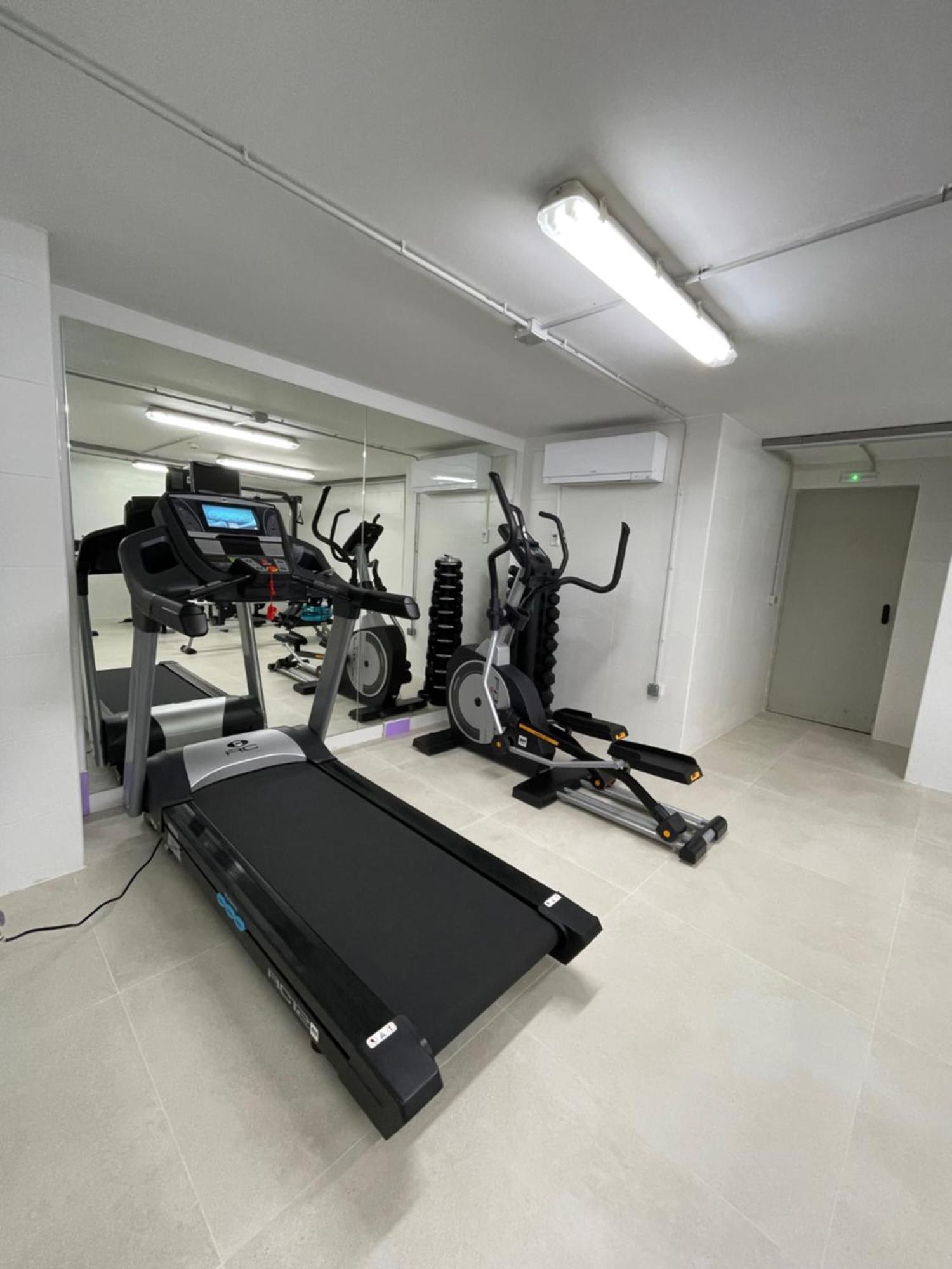 Apartamentos Playa Victoria Cadiz Ngoại thất bức ảnh